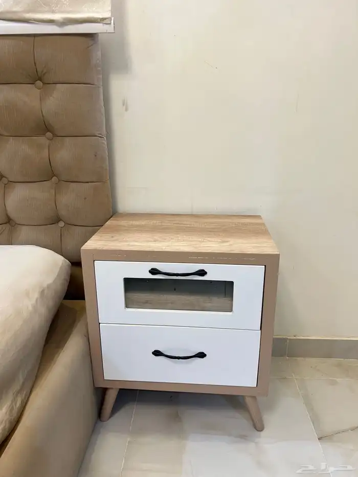 بيع غرفة كامله نظيفه لون ابيض وبني فاتح 4