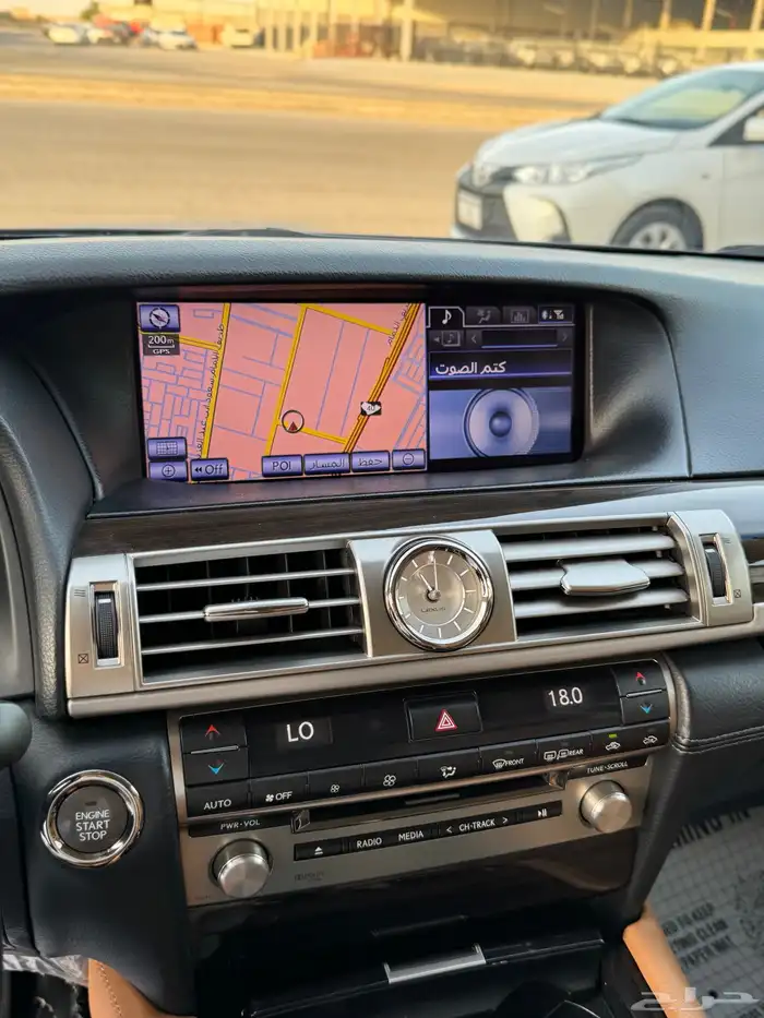 للبيع لكزس2013 - LS460- شورت بحالة الوكاله 12