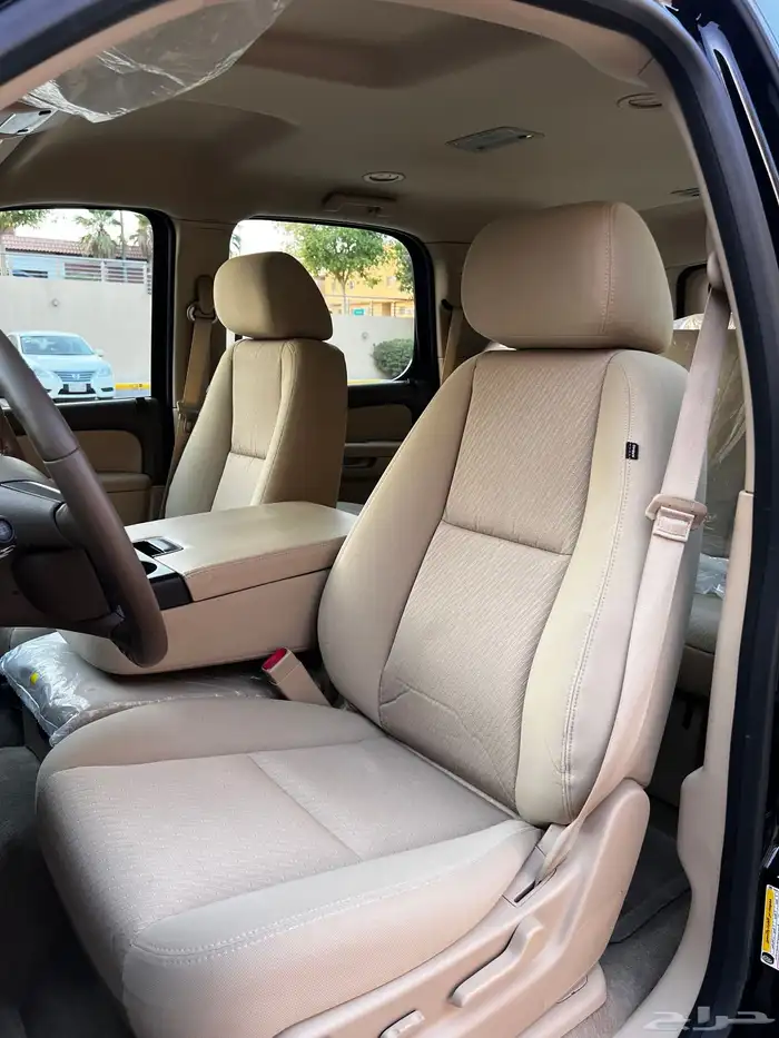 يوكن 2014 مخزن شبه جديد 43