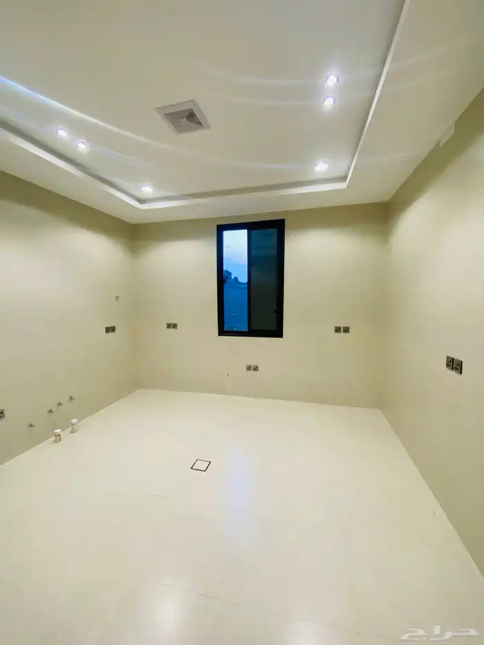 للبيع شقة دور ثاني مع سطح 6غرف تشطيب فاخر بالمحاله 580 الف 14