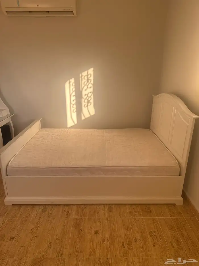 للبيع سرير ايكيا 0