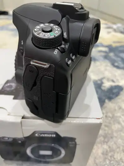 كانون 80 D شبه جديدة مع عدسات و اغراض index