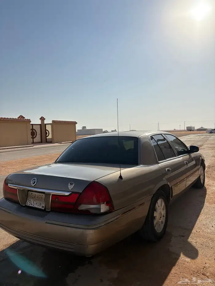 السلام عليكم ورحمة وبركاته فورد ماركيز 2005 4