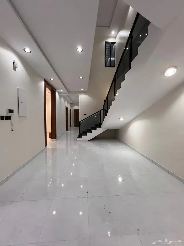 روف علوى مع ملحق حى الراقى خميس مشيط 770 الف 8