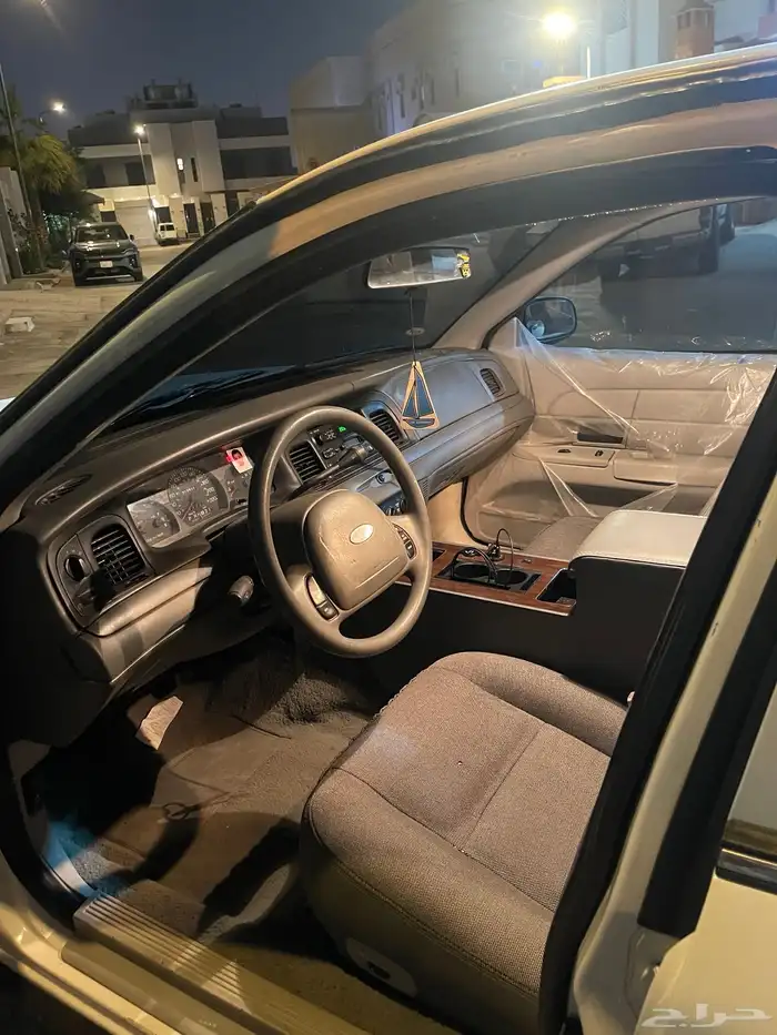 فورد بوليسي 2003 4