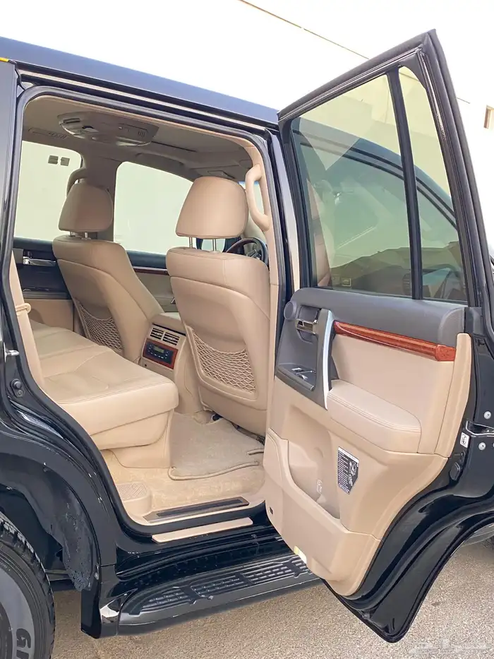 2013 VXR 5.7 Black 44