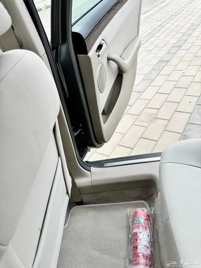 كابريس 2013 نظيف جدا ممشى قليل بدي ومكينه وقير شد بلد للبيع 30