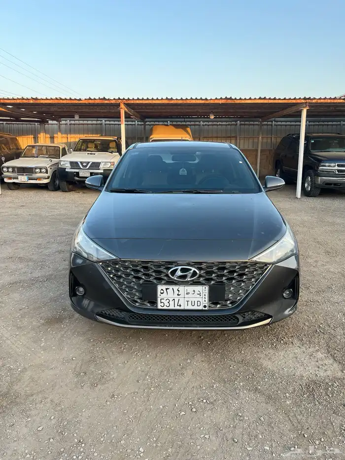 للبيع اكسنت 21 1