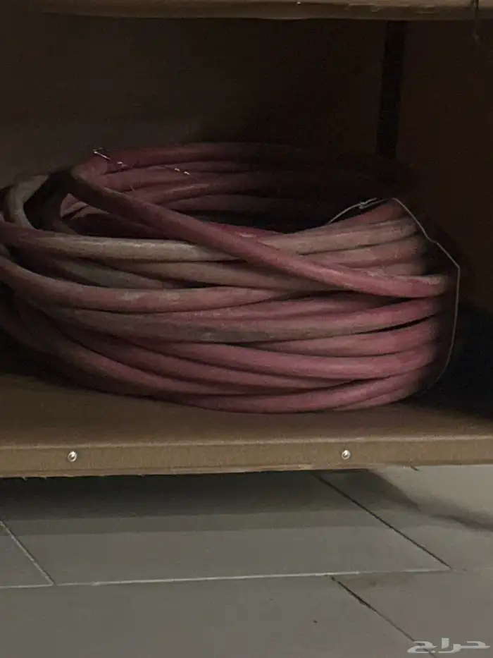 لى ثلاث ارباع العائد 50 متر نظيف 0