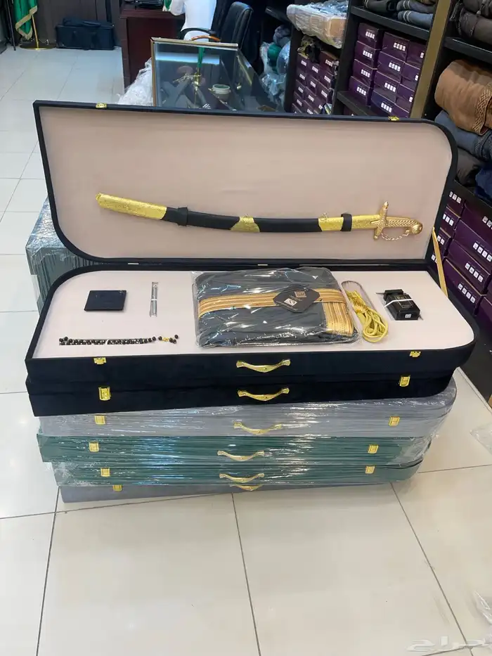 هدايا رجالية تخرج ترقية تقاعد زواج بشت سيف درع 56