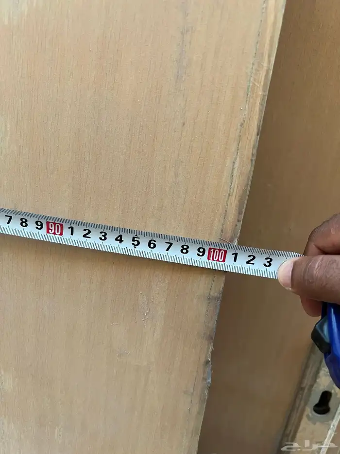 بيبان خشب نظيفه ونوعيه قديمه 0