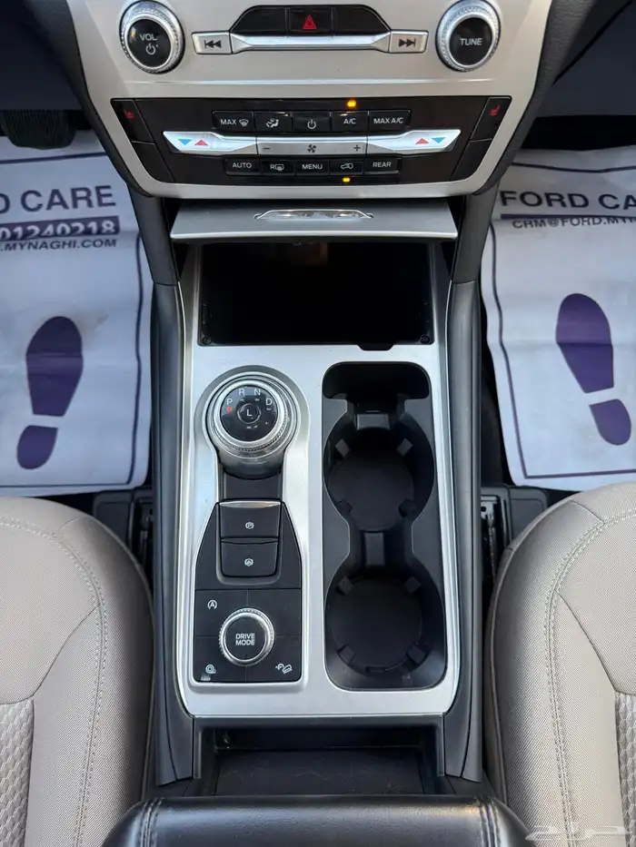 للبيع فورد اكسبلور 2022 دبل بحالة الوكالة 17