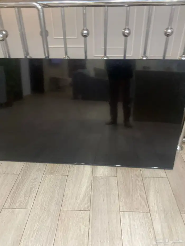 شاشه مكسوره 75 بوصه 2