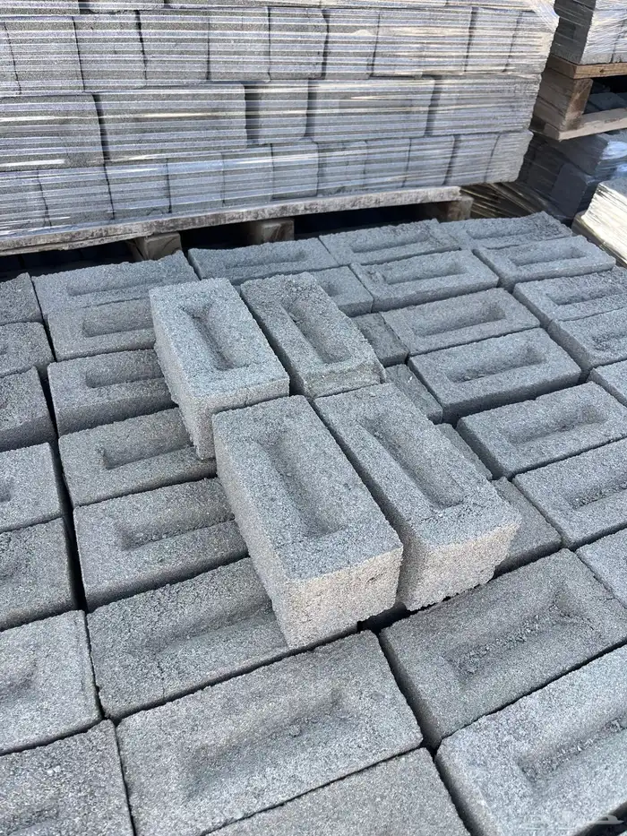 معدات مصنع طوب وداموك زراعه وخلاطه وقلاب داينه 18