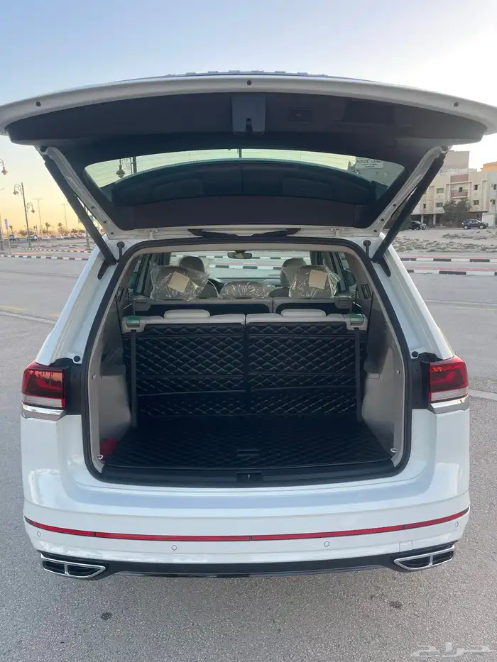 فولكس تيرامونت R 8