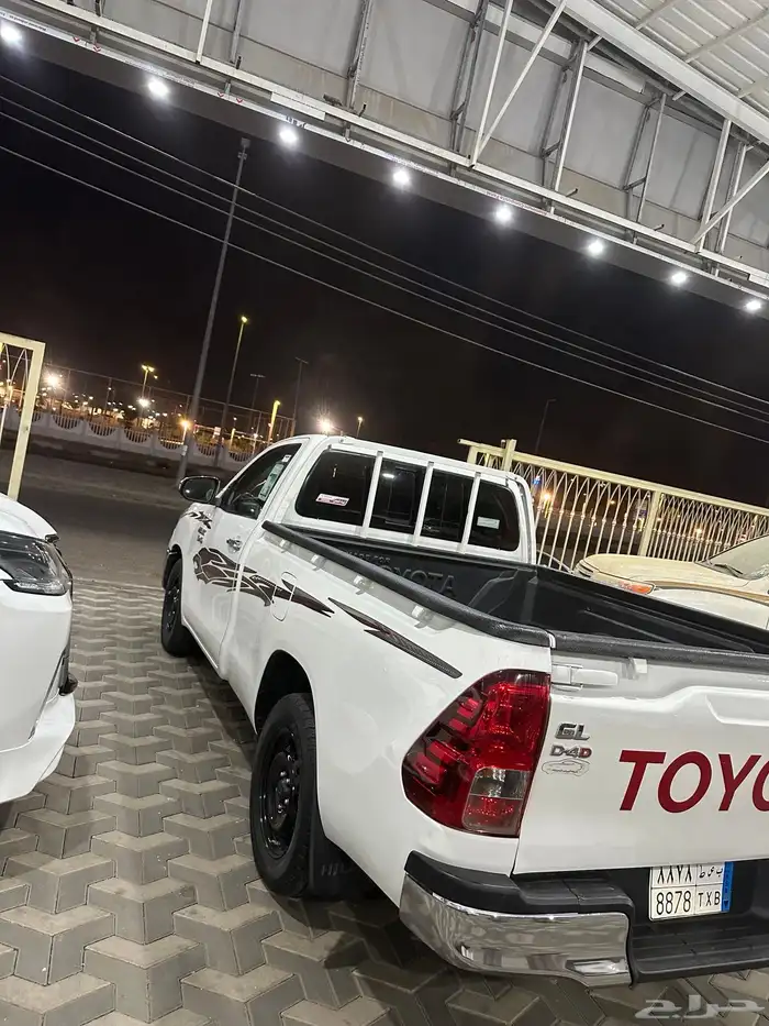 هايلوكس مالك اول مكينة كبير 2800 موتر شبة الجديد 26