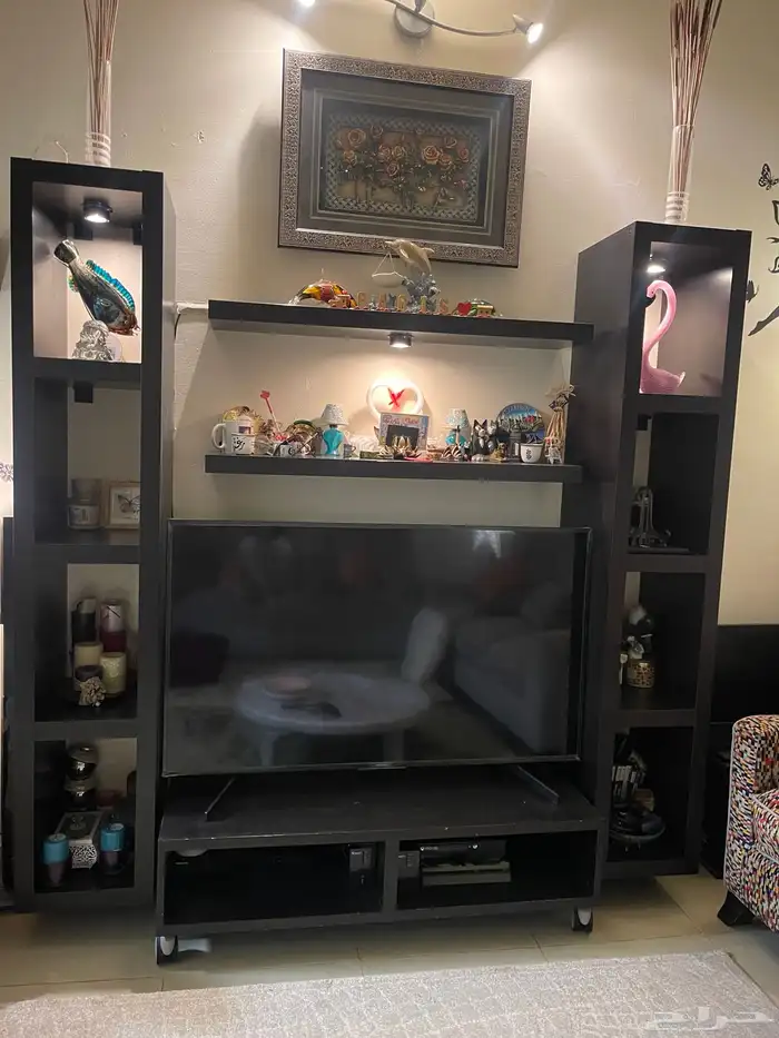 بوفيه مع طاولة تلفزيون من ايكيا 2