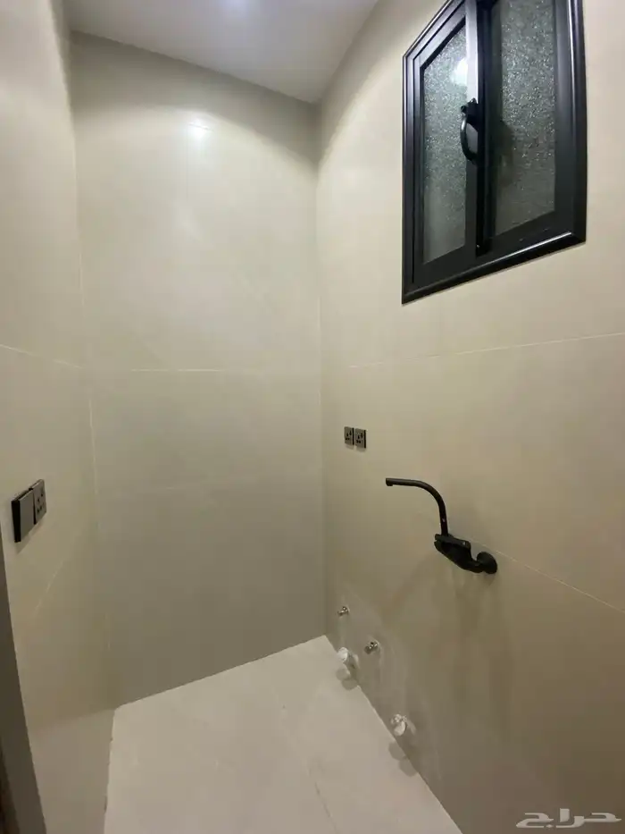 للبيع شقة دور ثاني مع سطح 6غرف تشطيب فاخر بالمحاله 580 الف 18