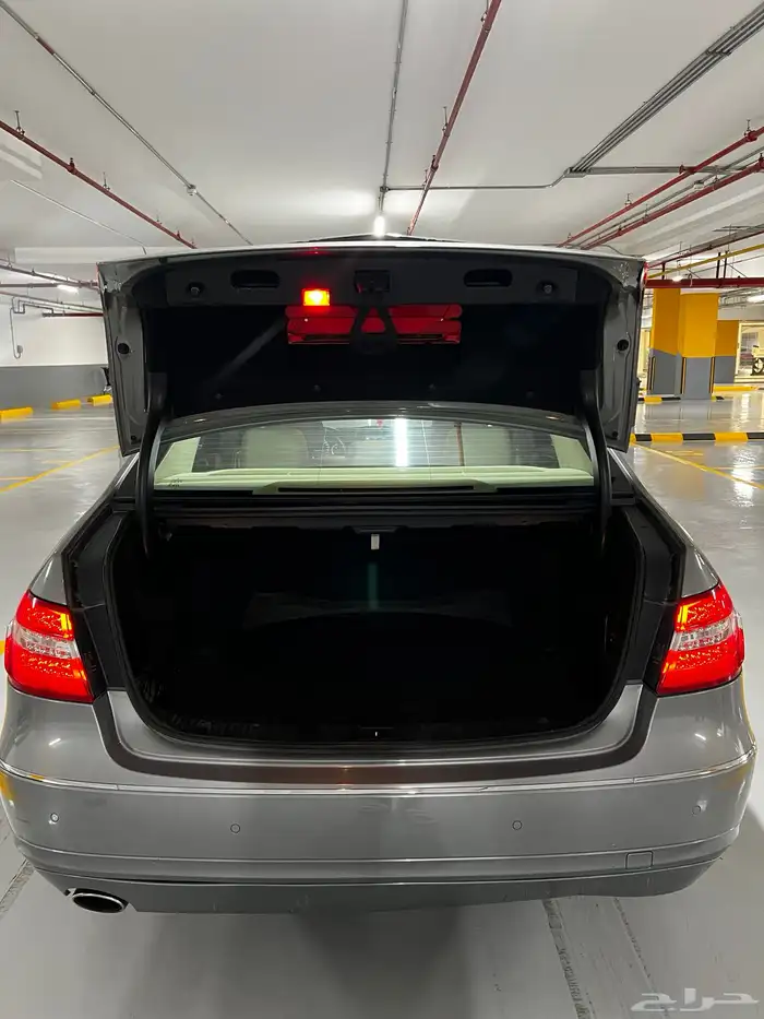 مرسيدس E200 2013 جفالي 11