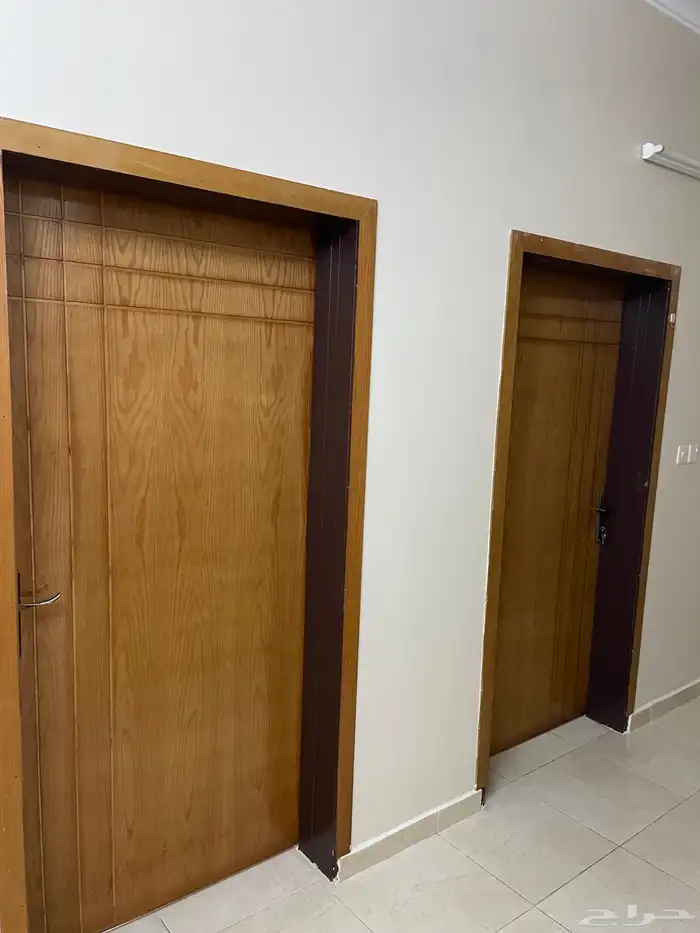 شقة للايجار   عائلات - حي المطار 2