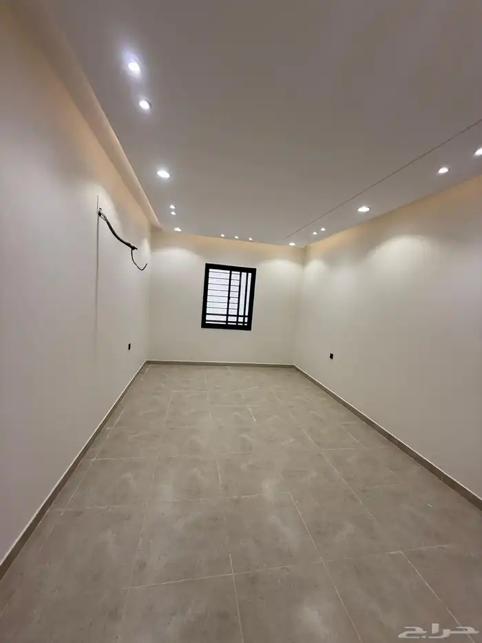 للبيع شقق علويه تشطيب فندقي ف حي الضيافه ب 500 الف 6