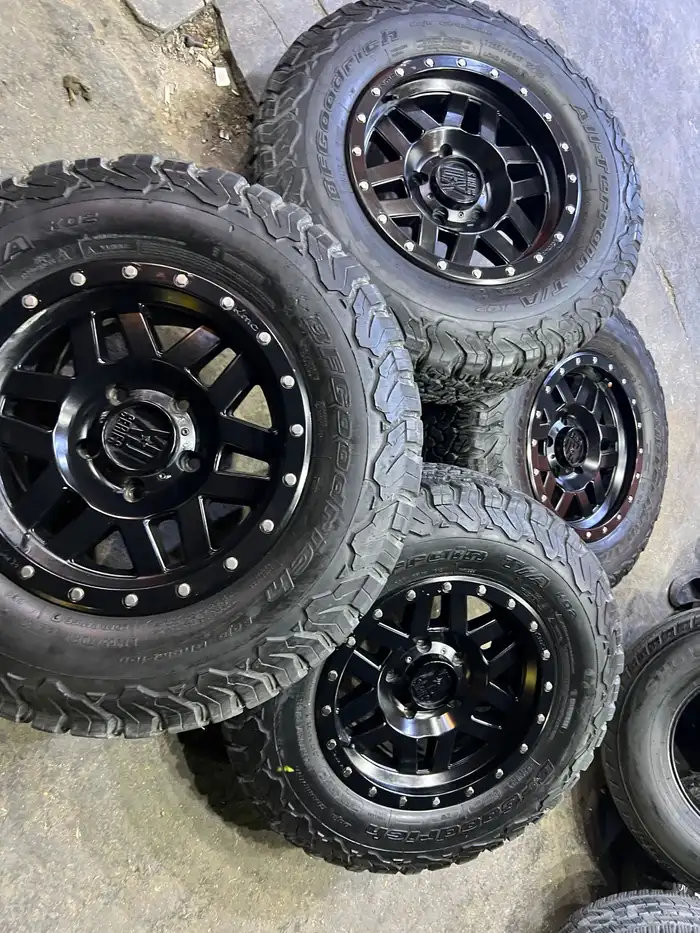 جنوط رام خمس مسمار اصلي و كاله مع كفرات بي اف 17 5