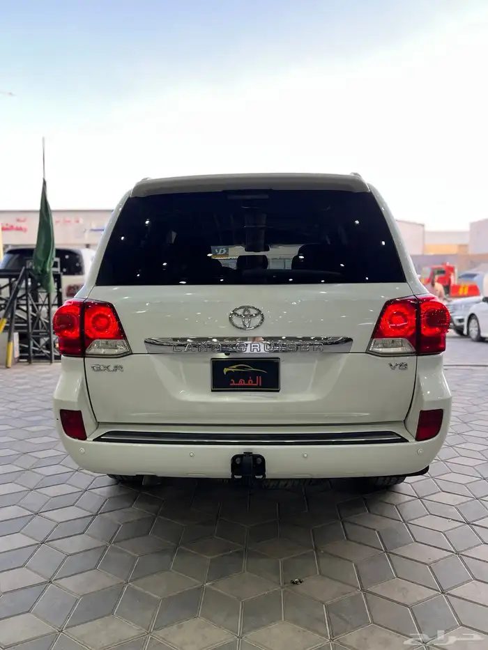 جي اكس ار - 2014 - فل كامل - 8 سلندر 10