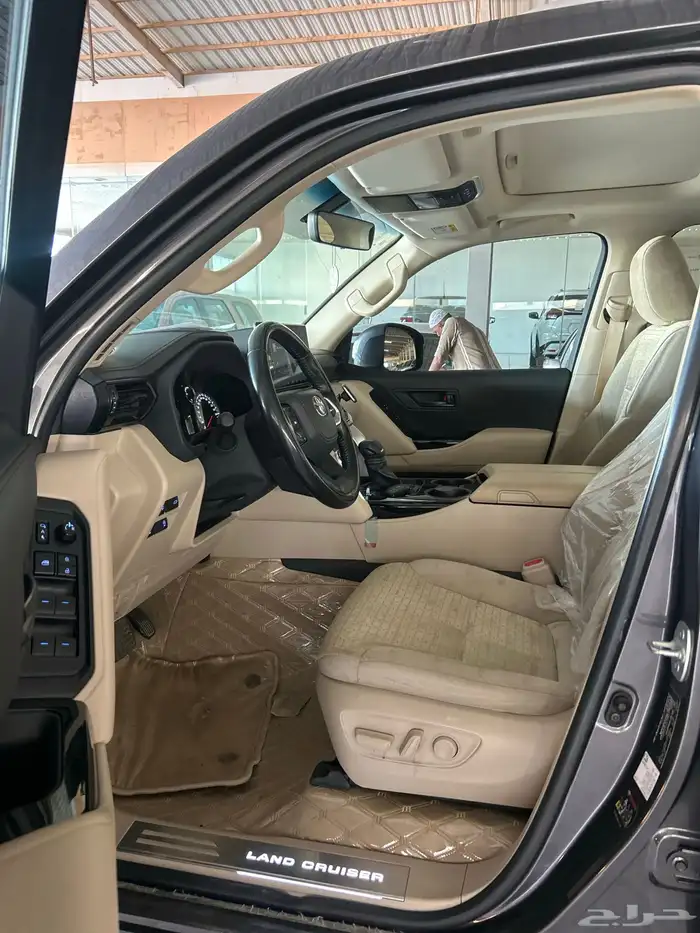 لاندكروزر 2022 9