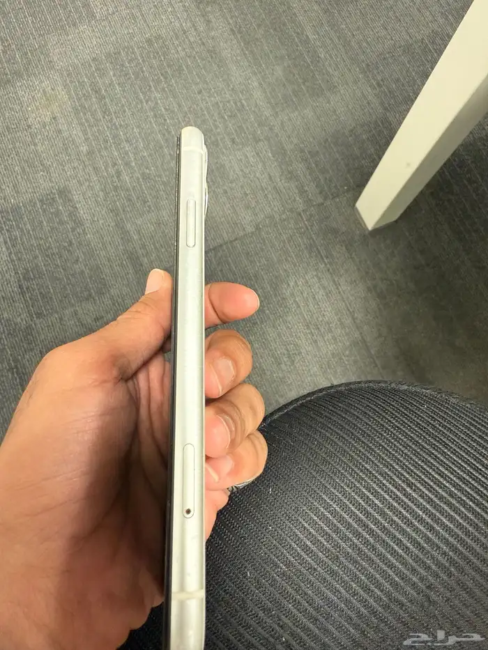 جوال ايفون 11 4