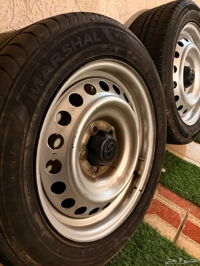 جنوط وكفرات هايلكس 2