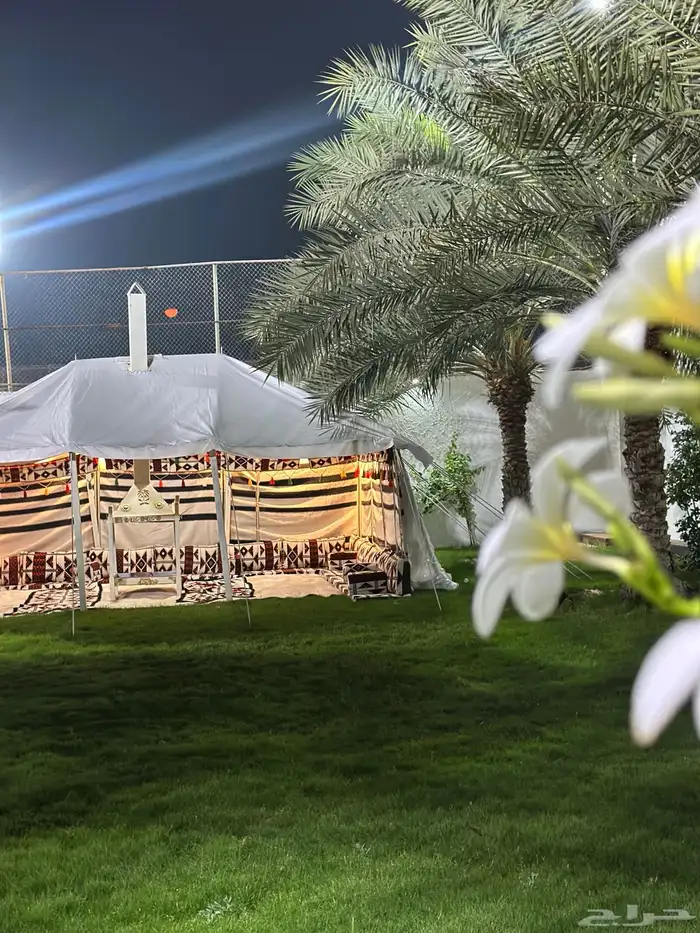 ملعب ومجالس ومزرعه ومسبح للاجار اليومي الدمام 23