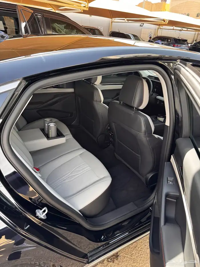 تورس اسود 2025 فل كامل للبيع 0