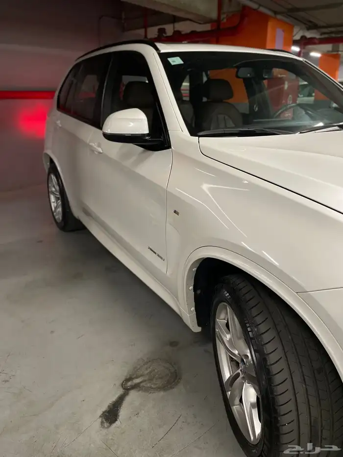 2015 بي ام دبليو X5 نظيفة جدا 5