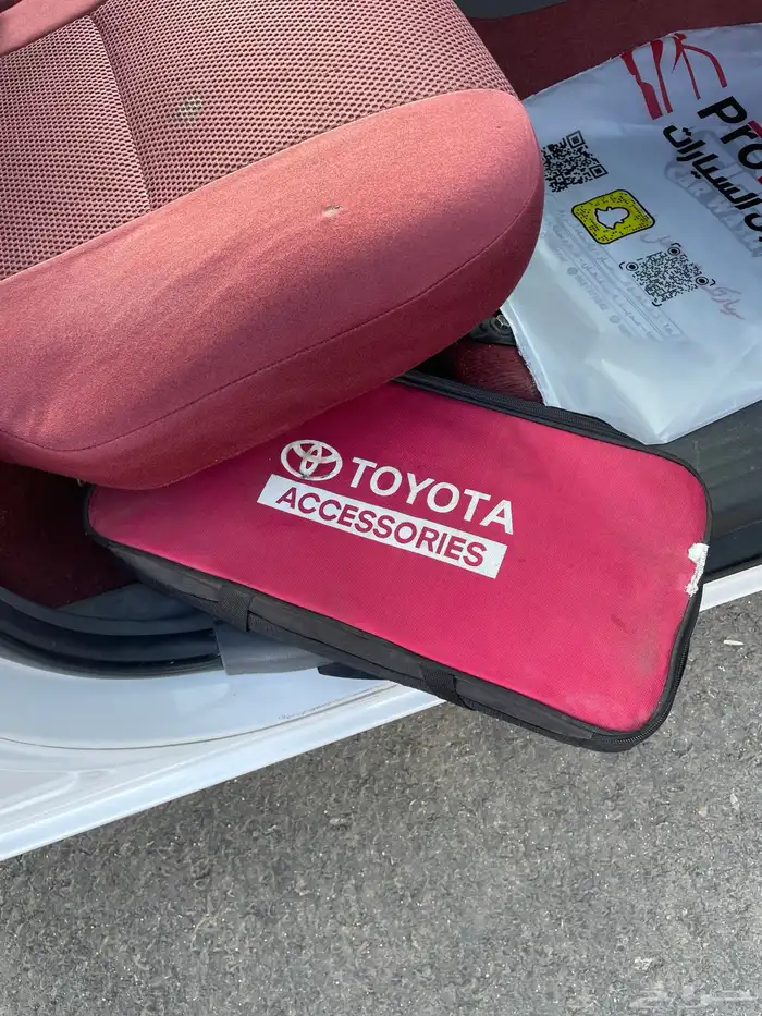 هايلوكس 2014 نظيفة 17