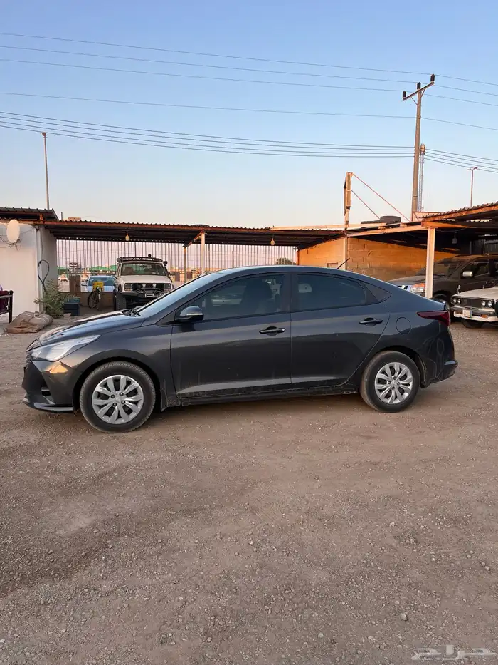 للبيع اكسنت 21 6