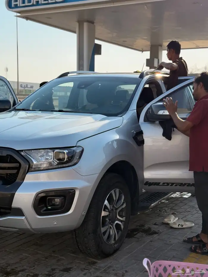 رنجروالدتراك اعلى فئه WILDTRAK 6