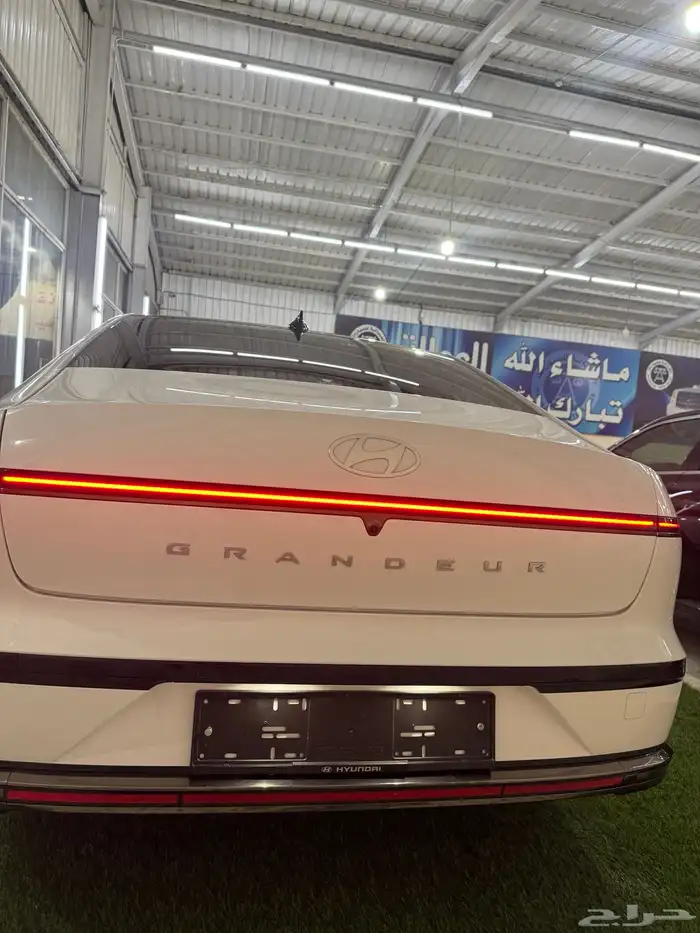 ازيرا كاليجرافي جرانديور 27