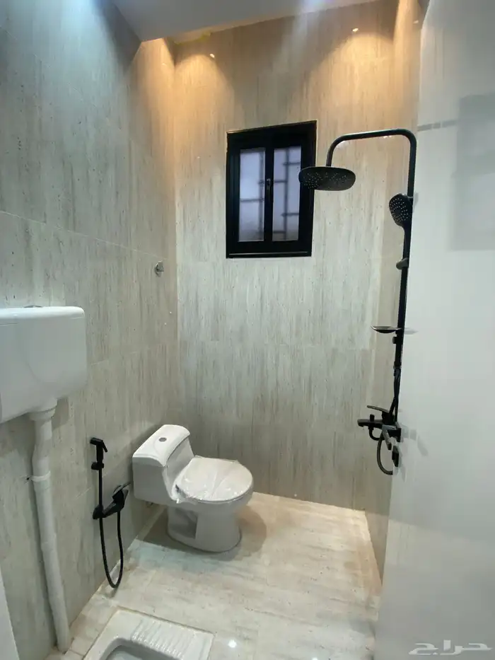 للبيع شقة دور ثاني مع سطح 6غرف ف درة الموسى 500 الف 9