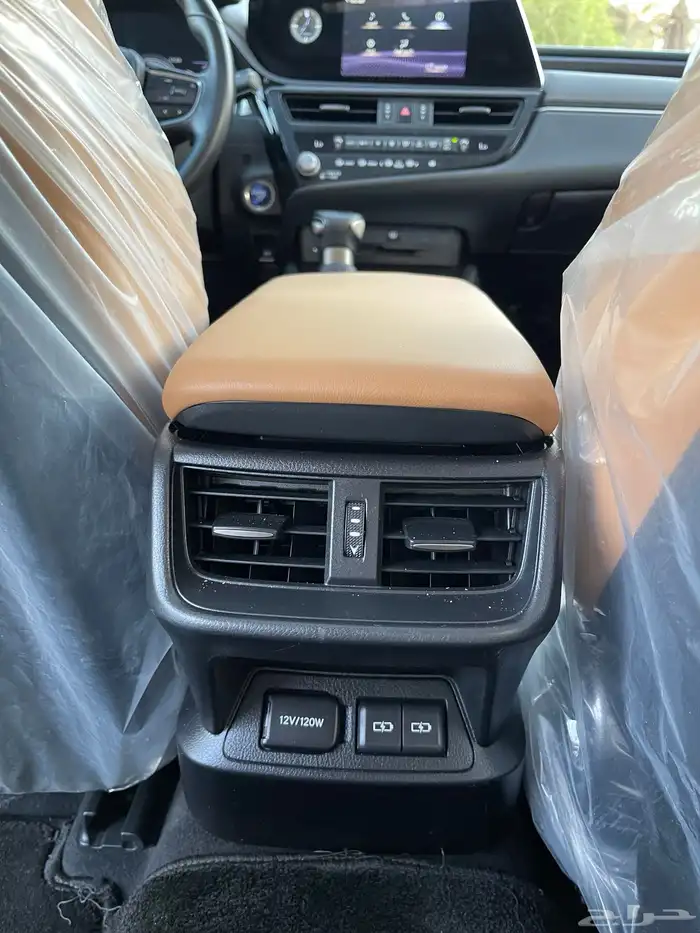 لكزس-ES300h-2022(ممشي49الف) 21