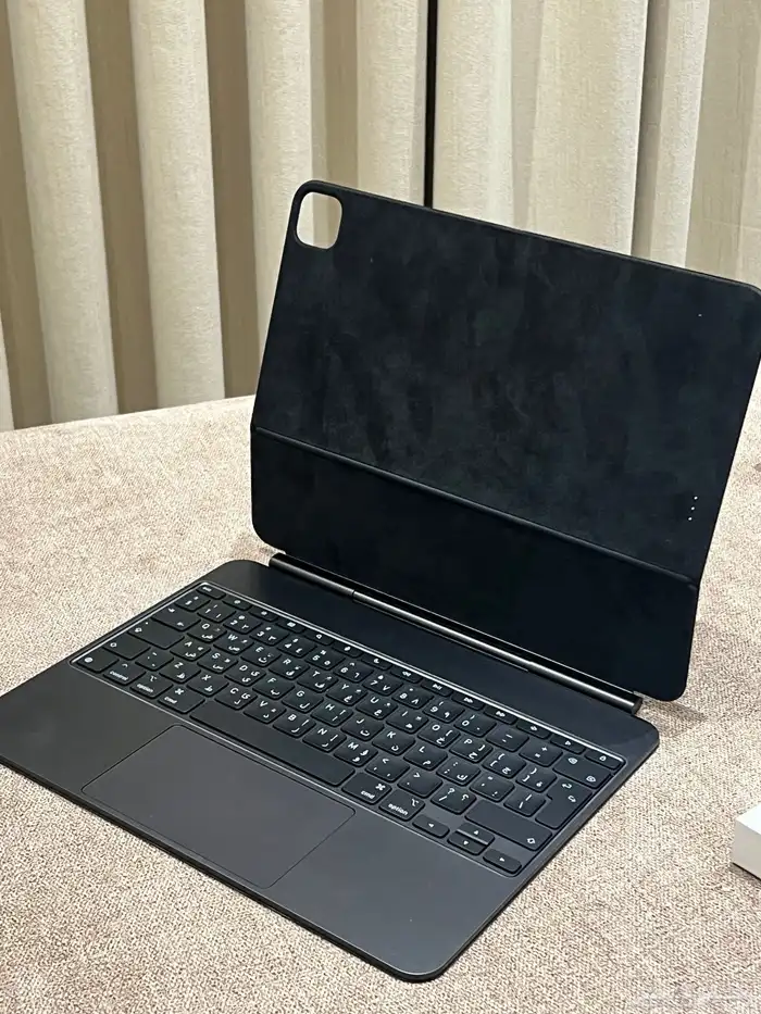 ايباد ماجيك كيبورد 12.9 iPad magic pro 12.9 inch 2