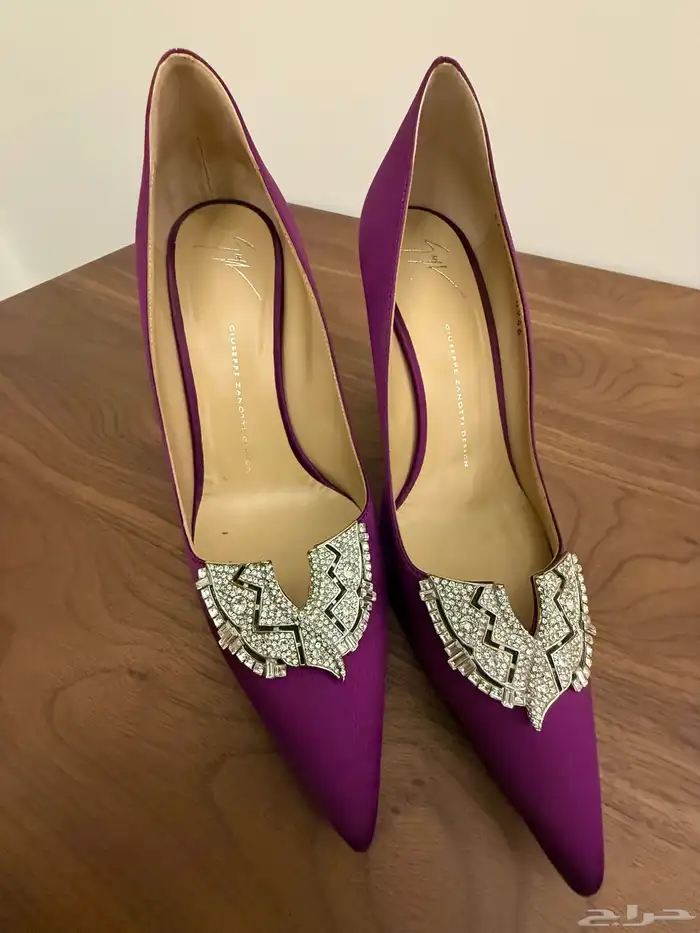 احذيه من براندات مختلفه اصليه 15