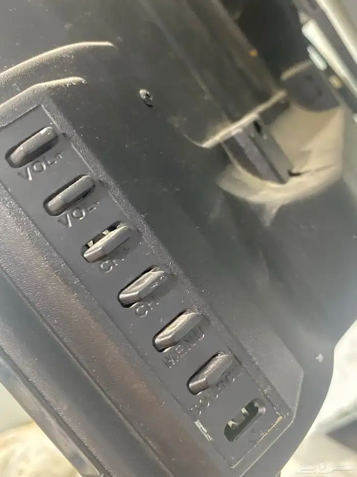 شاشة تلفزيون بحالة جيدة 1