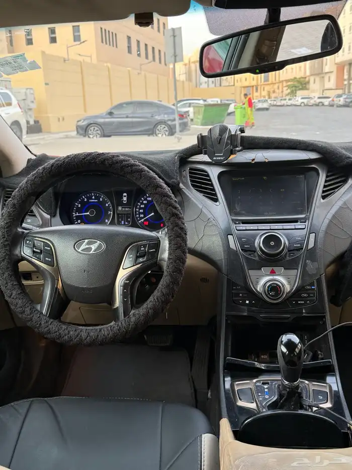 هونداي ازيرا .. للبيع 4