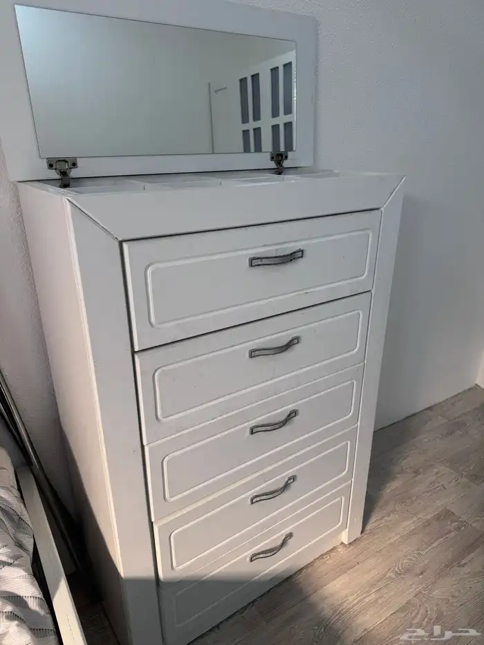 اثاث غرفة نوم وطاولة صاله 13