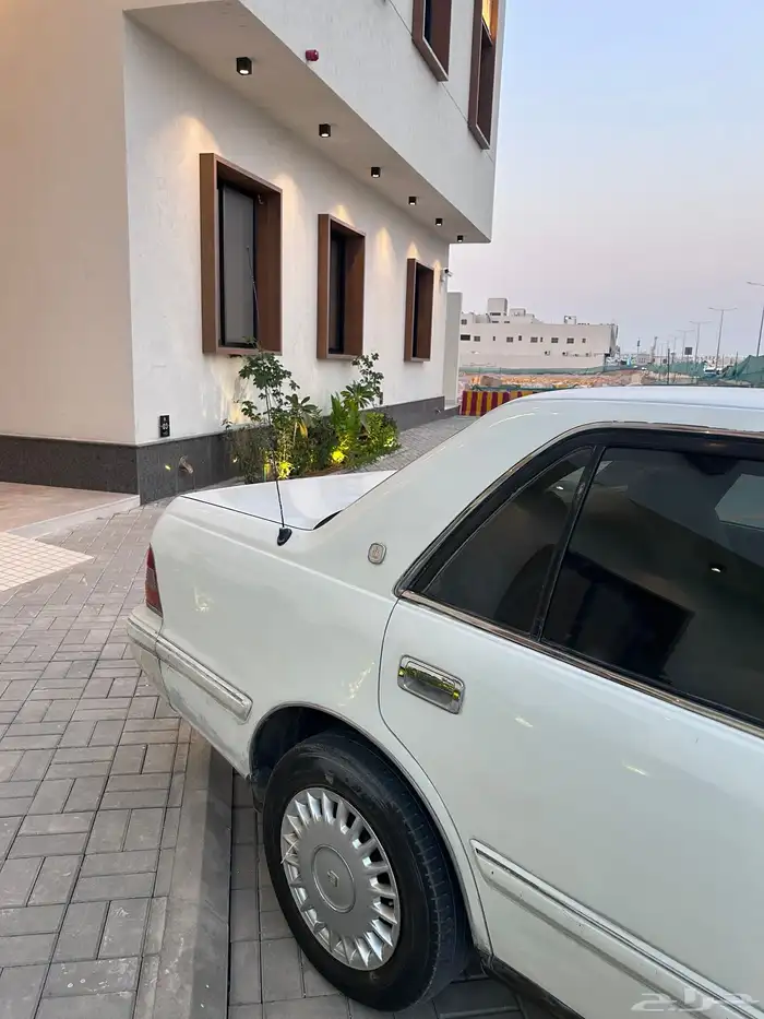 تويوتا كراون 1998 التاج للبدل او البيع 19