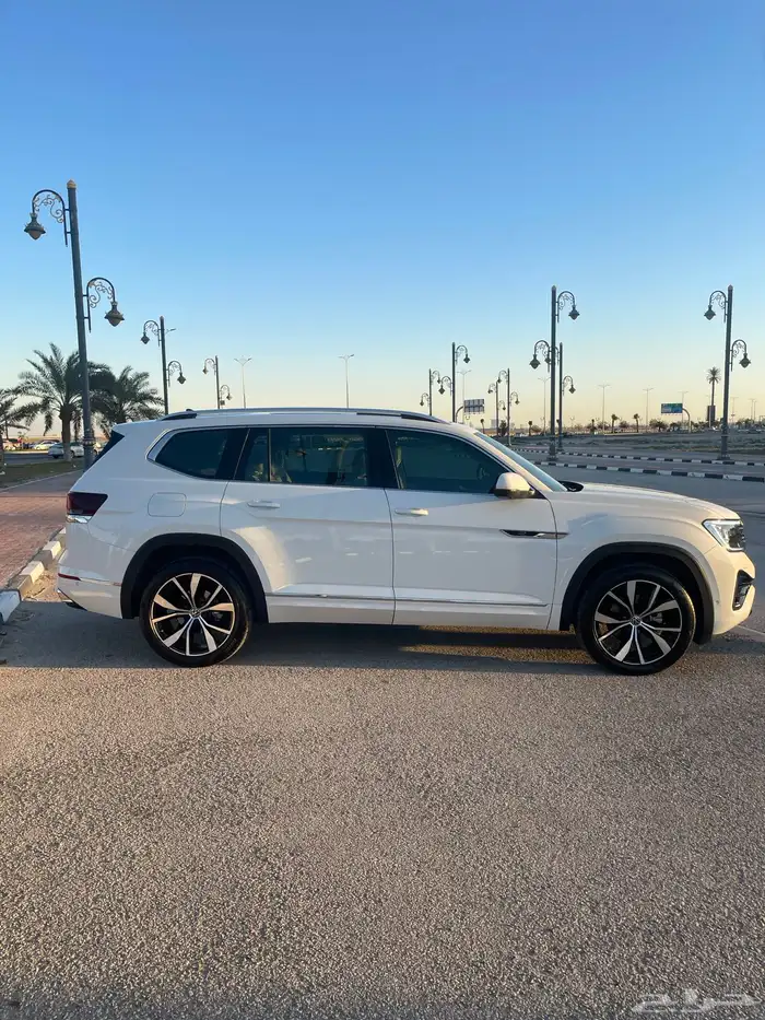 فولكس تيرامونت R 4