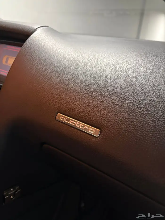 جيب اودي q7 2007 مخزن 12