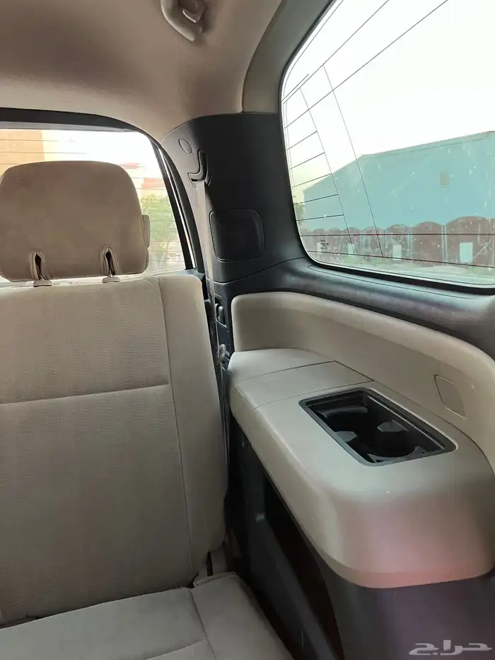 للبيع سكويا 2013 23