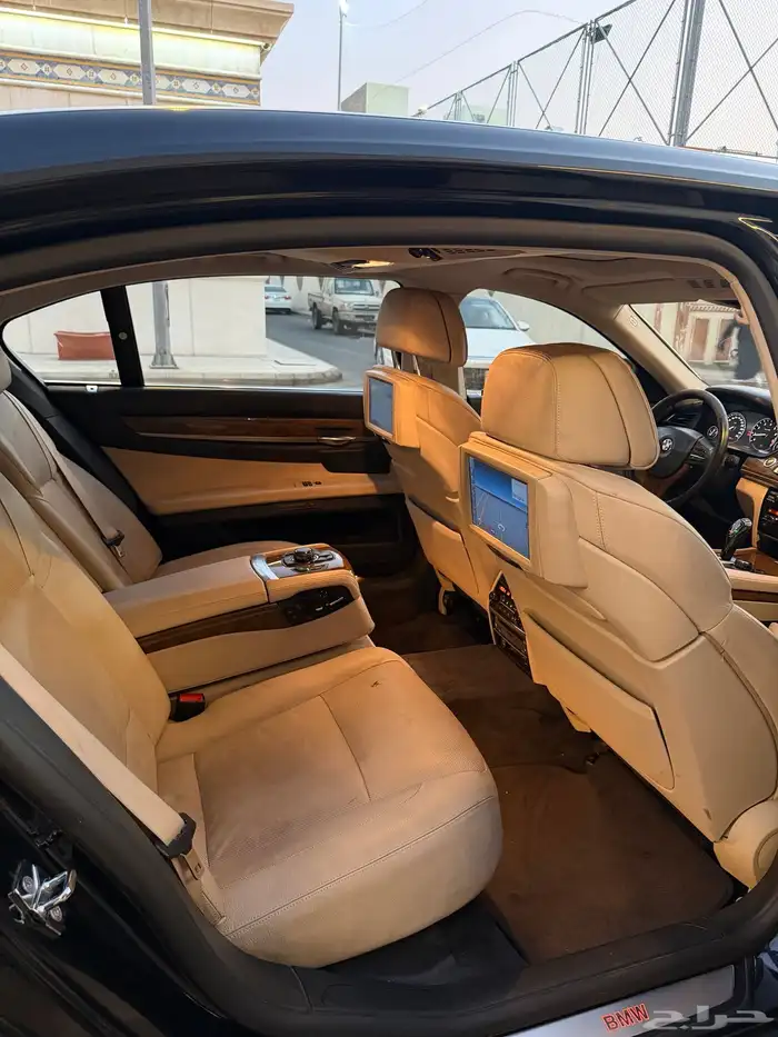 بي ام دبيلو 2009 ( مخزن ) اقبل البدل المناسب 59