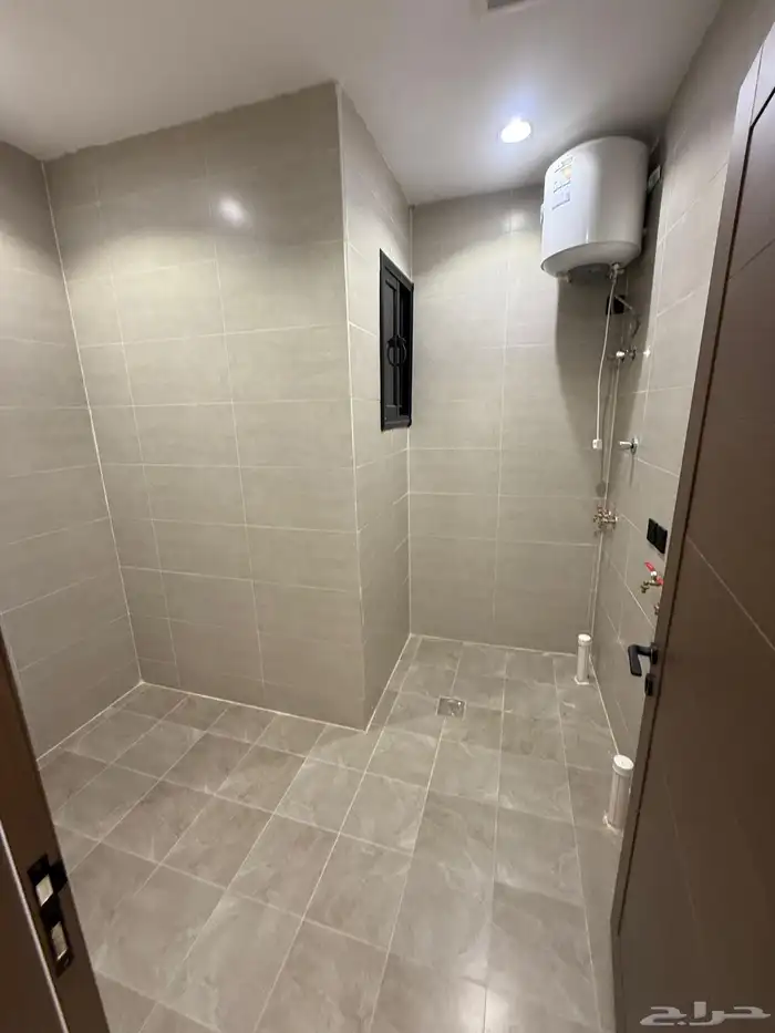 للبيع شقق علويه تشطيب فندقي ف حي الضيافه ب 500 الف 12